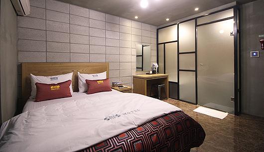 Gimhae Ohho Hotel חדר תמונה
